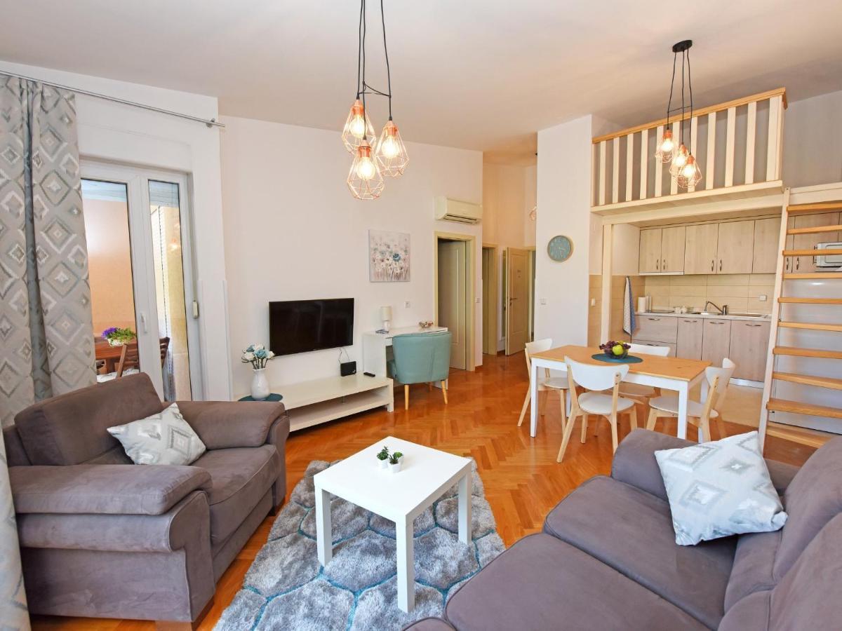 Dora Near Sea And Center With Private Garage *